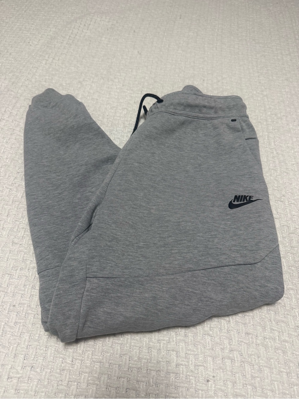Nike tech grey joggers. Men’s medium. Great condition!